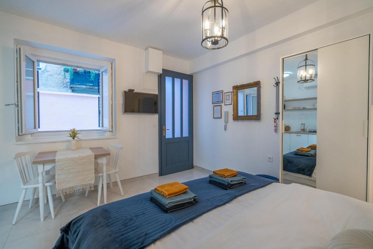 Starry Night Studio Apartment 里耶卡 外观 照片